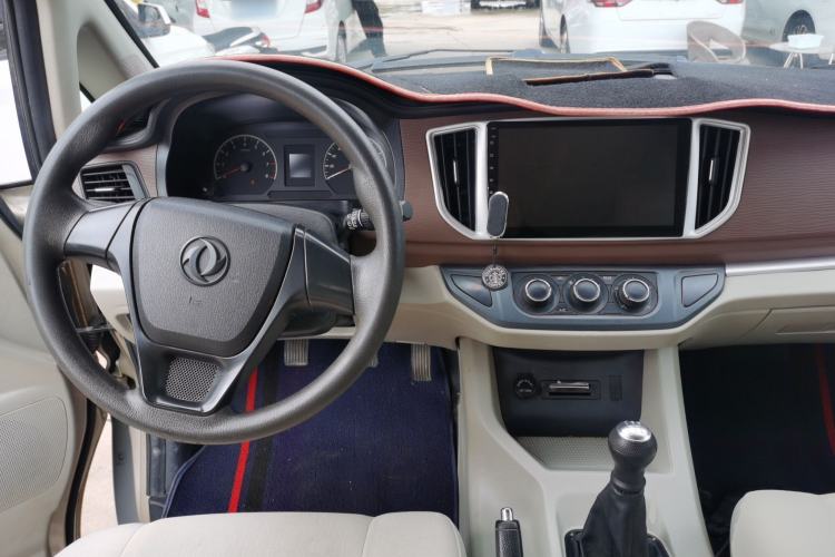 Used FORTHING Lingzhi 2019 M5L 1.6L 7-Seater Exclusive Model China VI Standard
