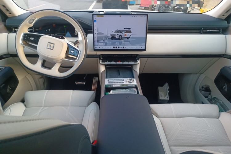 Used Zeekr 9X 2025 Hyper Edition Center Console