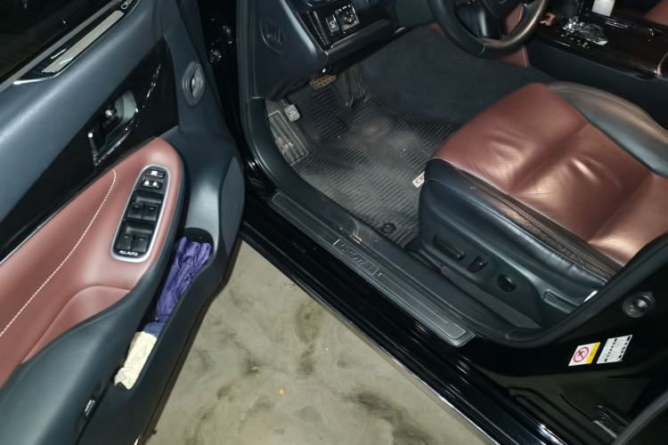 Used Toyota Crown 2018 2.0T Sport Edition
