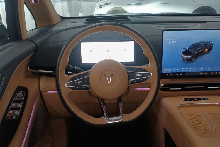 Used VOYAH Dream 2025 PHEV Four-Wheel-Drive Flagship Kunpeng Edition