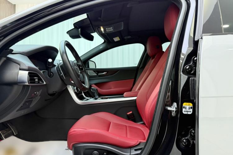 Used Jaguar XEL 2024 2.0T 250 PS R-DYNAMIC S Ebony Black Sport Edition
