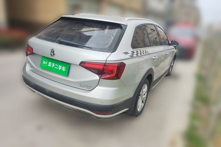 Used Volkswagen C-TREK 2017 230TSI DSG Comfort Version
