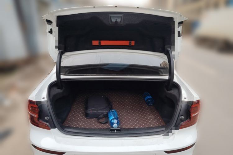 Used Volvo S60 2022 B4 Zhiyi Luxury Edition