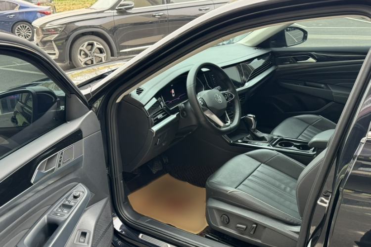 Used Volkswagen Passat 2023 Revised 330TSI Elite Edition
