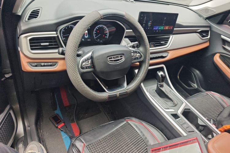 Used Geely Auto Vision X6 2020 1.4T CVT Luxury Edition Center Console