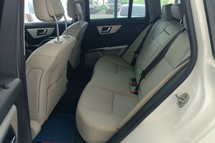 Used Mercedes-Benz GLK-Class 2013 GLK 300 4MATIC Dynamic Sunroof Model