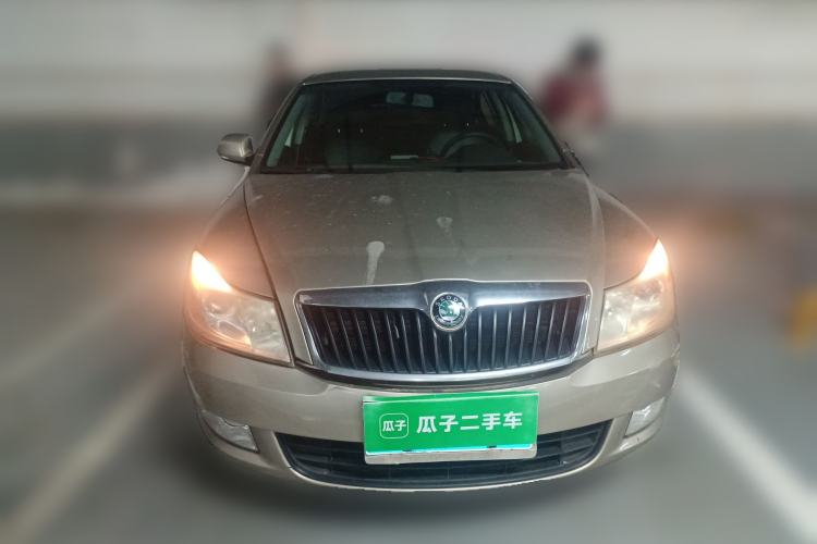 Used Skoda Octavia 2013 1.6L Manual Eado Edition