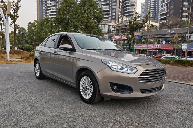 Used Ford Escort 2015 1.5L Manual Comfort Model
