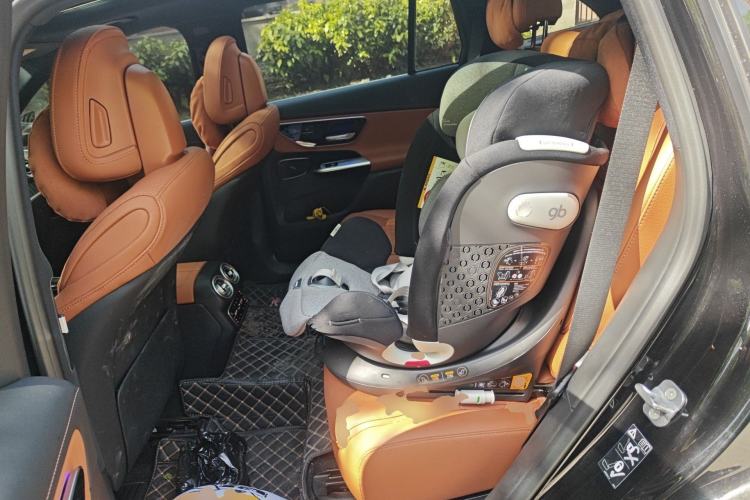 Used Mercedes-Benz GLC 2023 Refreshed GLC 300 L 4MATIC Dynamic Version 7-Seater
