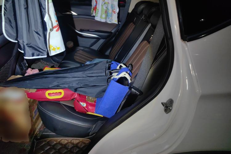 Used BYD Song New Energy 2017 Song DM 1.5TID All-Wheel Drive Luxury Model Left Rear Seat