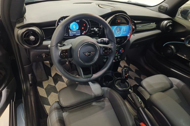 Used MINI 2023 Updated 1.5T COOPER Artist