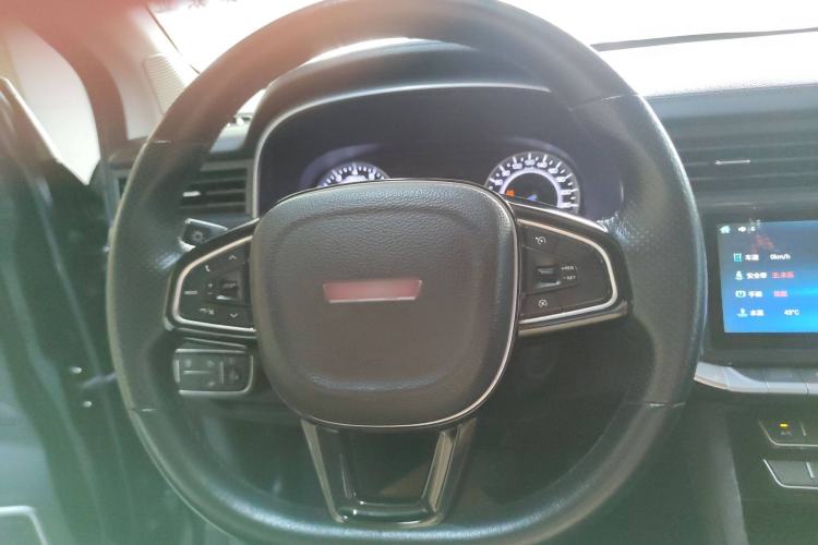 Used Sinotruk VGV U70 2020 1.5T Automatic Smart Luxury 7-Seater
