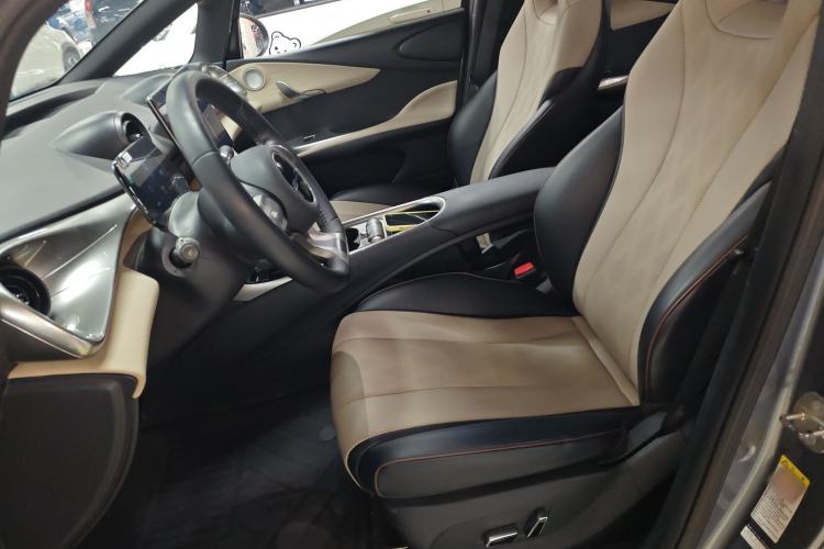 Used BYD Dolphin 2023 420 km Fashion Edition
