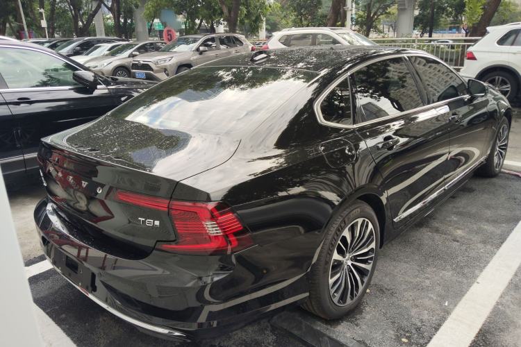 Used Volvo S90 New Energy 2025 Plug-in Hybrid Four-Wheel Drive Long-Range Zhiyi Luxury Edition Rear Right 45 Deg