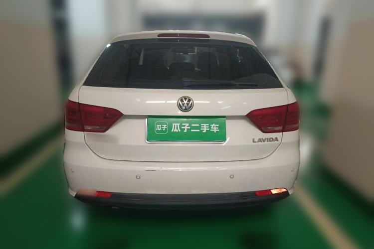 Used Volkswagen Gran Lavida 2013 1.6L Automatic Fashion Model Rear