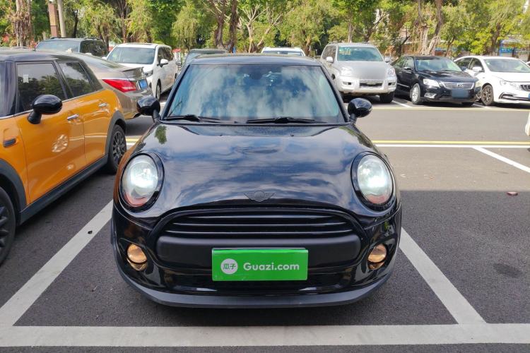 Used MINI MINI 2017 1.5T COOPER Ice Blue Limited Edition Five-Door Version