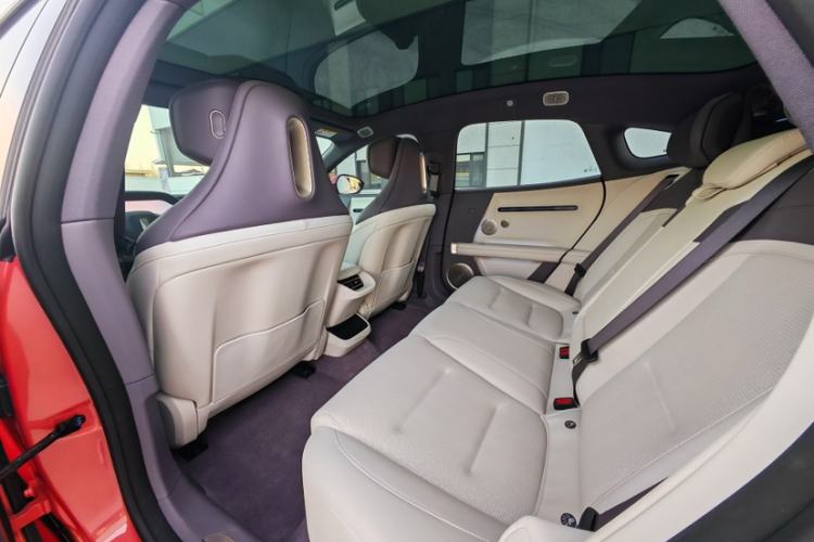 Used Avatr 06 2025 Pro Range-Extended Edition Interior 7