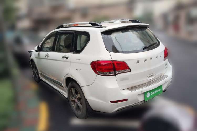 Used Haval H6 2014 Upgraded Model 2.0T Diesel Manual Two-Wheel Drive Elite Version