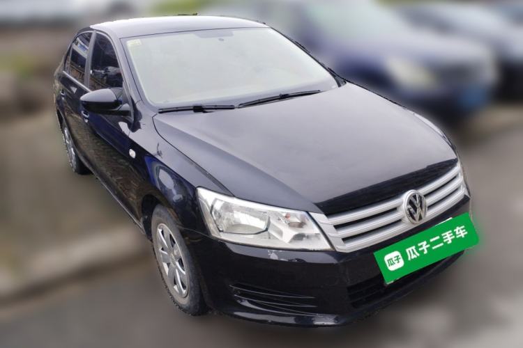 Used Volkswagen Santana 2015 1.4L Manual Fashion Edition Front Right 45 Deg