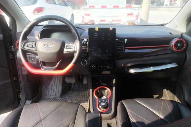 Used Chery Little Ant 2023 251km Love Edition Lithium Iron Phosphate Center Console