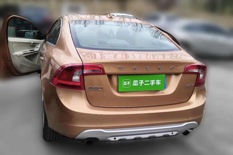Used Volvo S60 2011 2.0T Zhiya Edition
