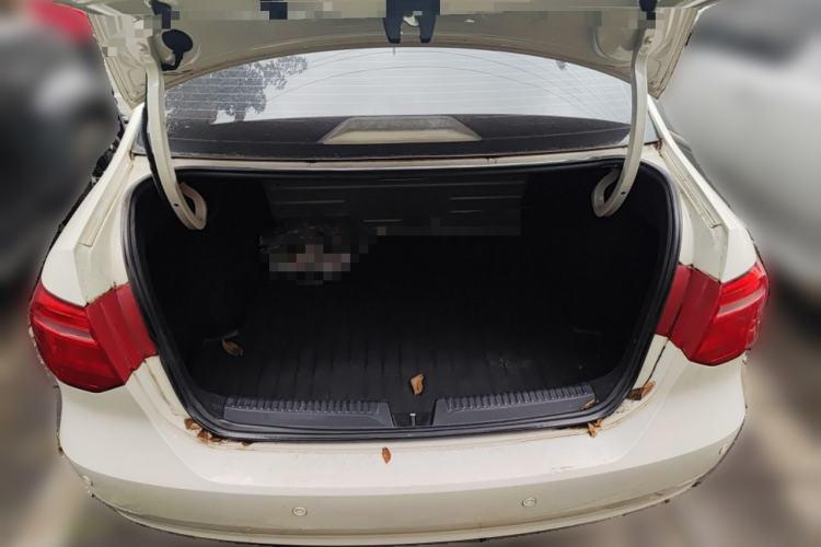 Used Volkswagen Jetta 2015 Value Edition 1.6L Manual Fashionable Style