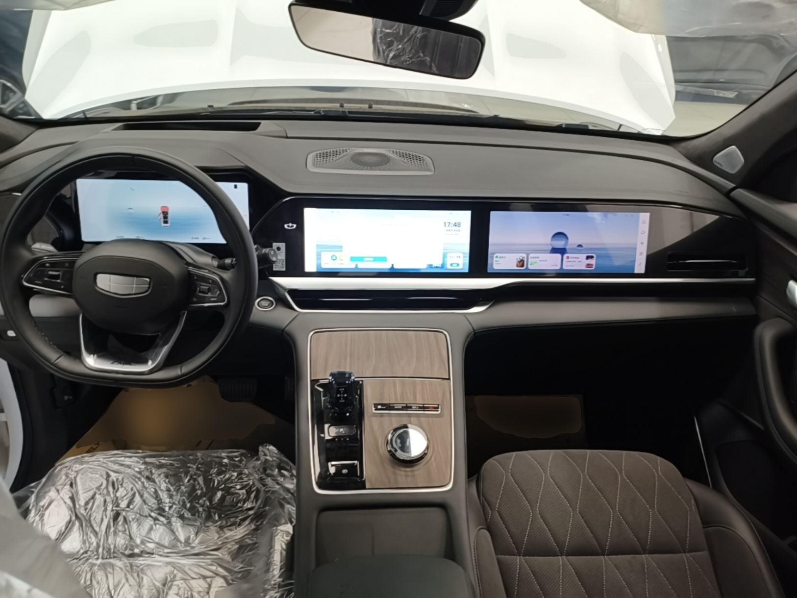 Geely Auto Monjaro L 2025 Dongfang Yao 2.0TD Automatic Jinzhao Edition — снимка 12