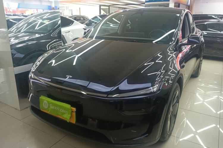 Used Tesla Model Y 2025 Rear-Wheel-Drive Version