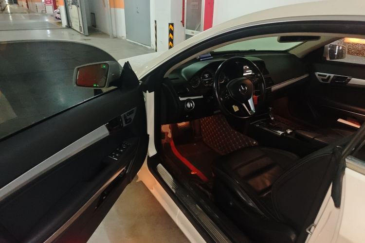 Used Mercedes-Benz E-Class 2012 E 200 CGI Coupe Driver Seat