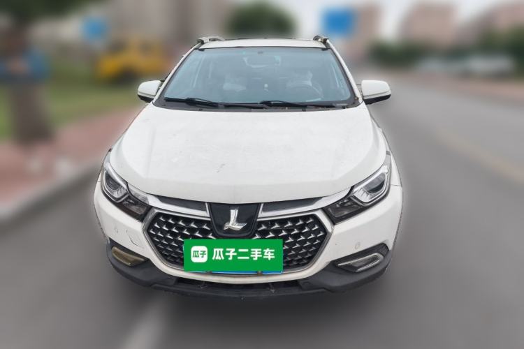 Used Luxgen U5 SUV 2017 1.6L Manual Jazz Edition Front