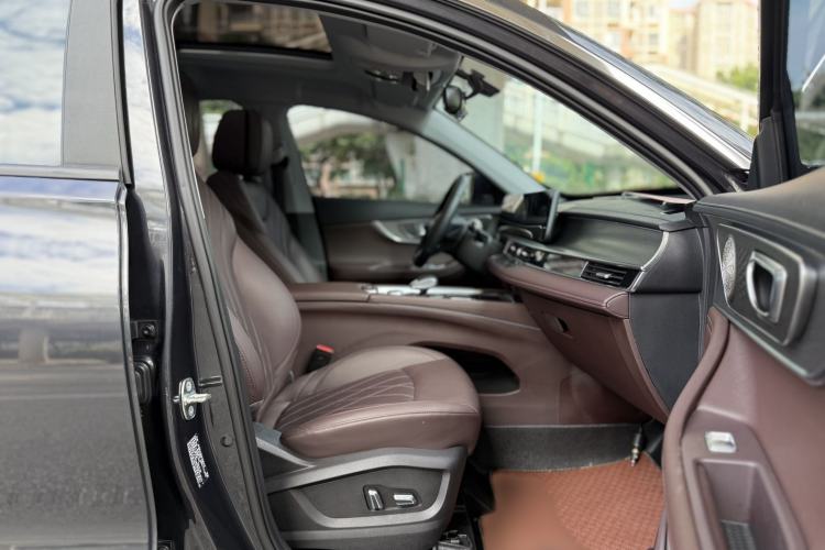 Used Chery Tiggo 8 PLUS 2024 Champion Edition 290TGDI DCT Deluxe Version 5-Seater