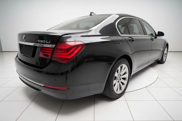 Used BMW 7 Series 2013 730Li Luxury Model
