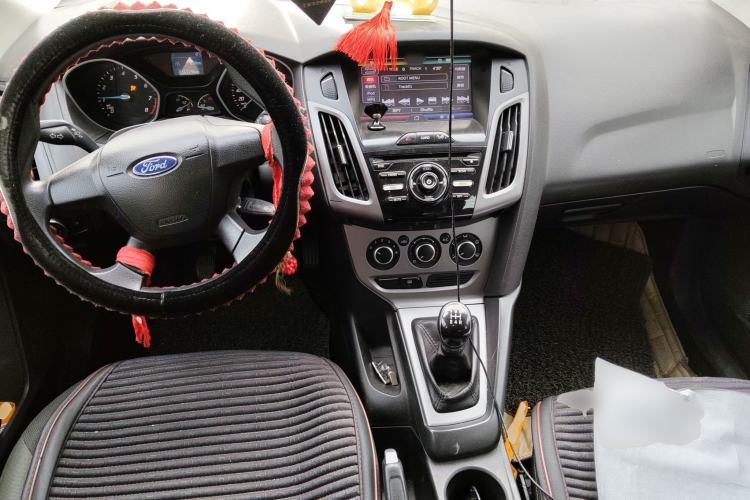 Used Ford Focus 2015 Hatchback 1.6L Manual Comfort Edition