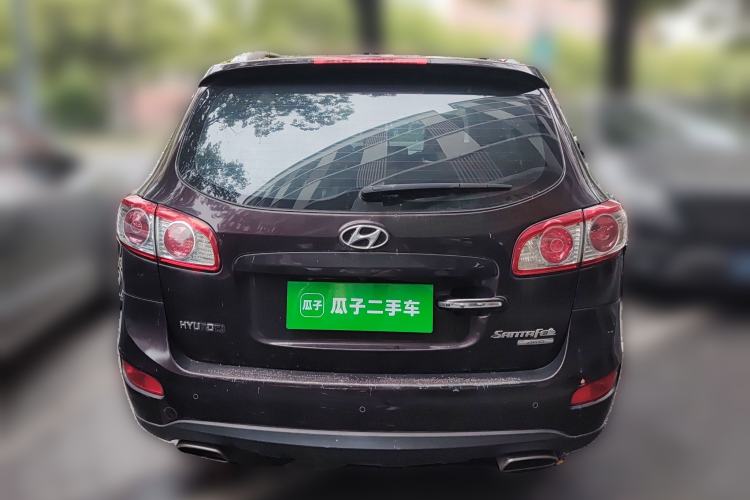 Used Hyundai Santa Fe Classic 2010 2.4 Ultimate Edition 7-Seater Four-Wheel Drive