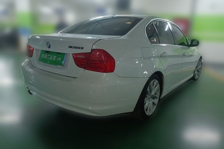 Used BMW 3 Series 2011 320i Luxury Edition
