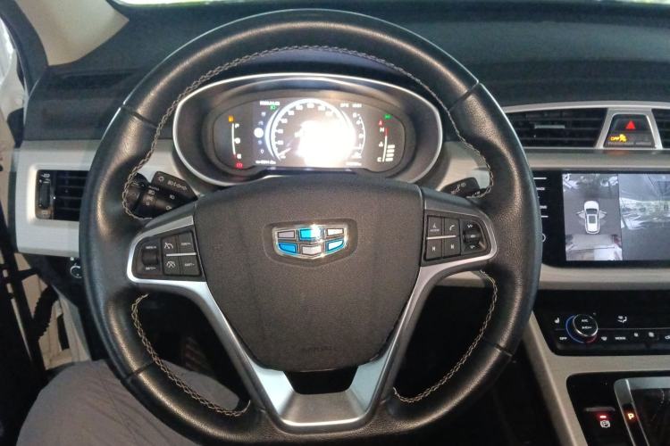 Used Geely Auto Emgrand X7 Sport 2018 1.8TD Automatic Two-Wheel Drive Smart 4G Connected Version