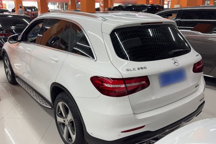 Used Mercedes-Benz GLC 2017 GLC 260 4MATIC Luxury Model