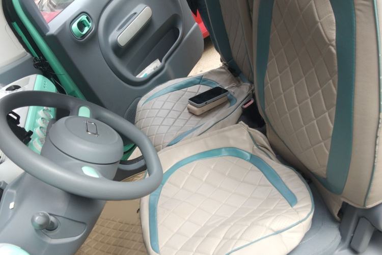 Used Bestune Pony 2024 170km Range Energizing Horse Left Front Seat