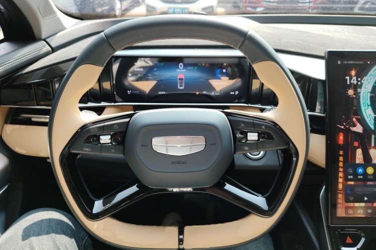 Used Geely Auto FX11 2023 1.5TD DCT Prestige Edition
