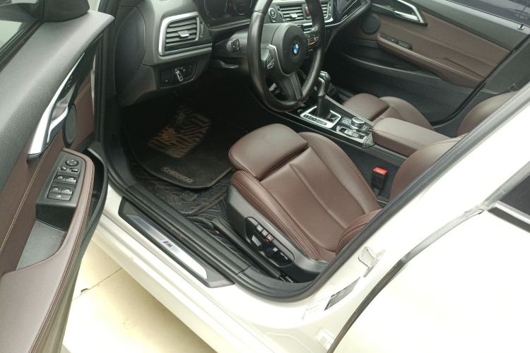 Used BMW 1 Series 2019 118i M Sport Package Driver Seat