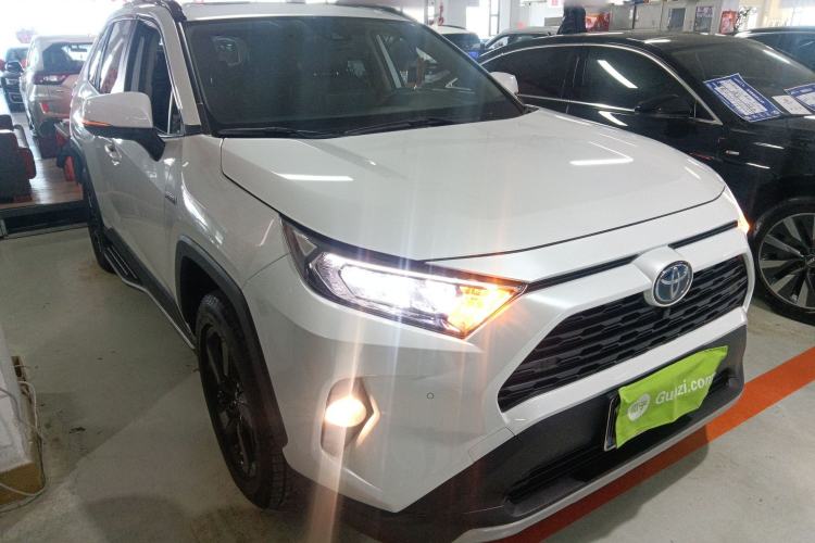 Used Toyota RAV4 2022 Dual-Engine 2.5L E-CVT Four-Wheel Drive Elite Plus Edition
