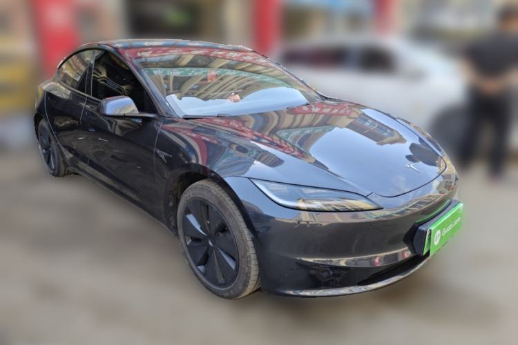 Used Tesla Model 3 2025 Long-Range All-Wheel-Drive Version