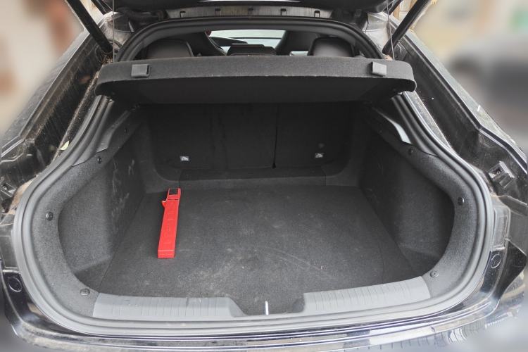 Used Changan UNI-V 2024 1.5T Prestige Edition