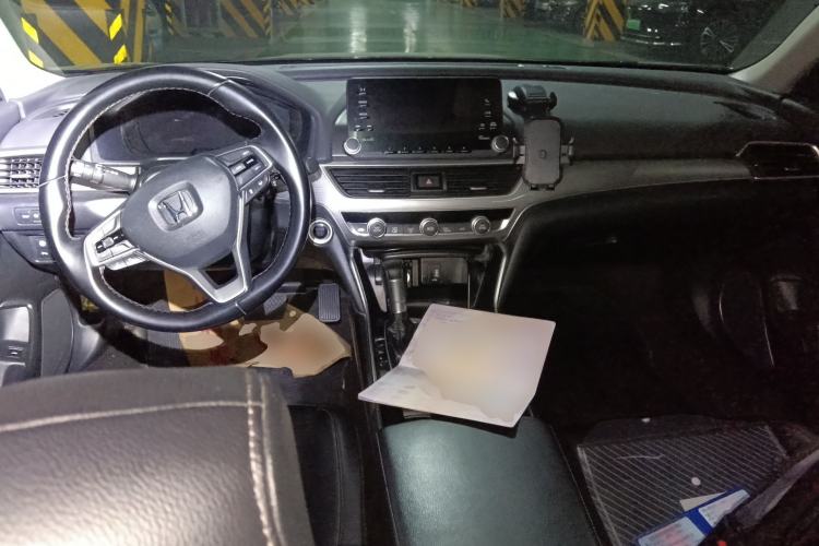 Used Honda Accord 2018 260TURBO Luxury Edition China VI Center Console
