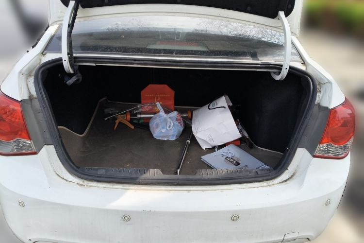 Used Chevrolet Cruze 2012 1.6L SL Grand Edition Manual Transmission Trunk