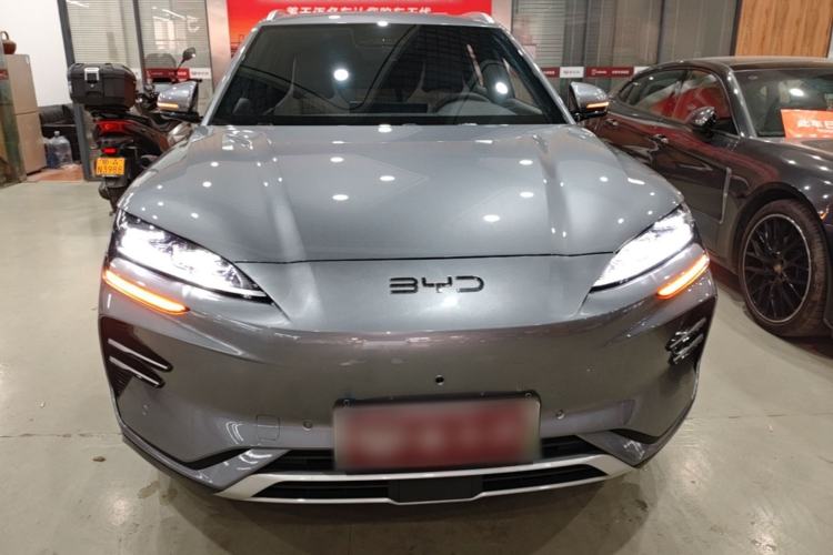 Used BYD Song PLUS New Energy 2025 EV Intelligent Driving Version 520km Premium Model Front