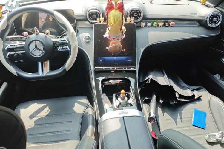 Used Mercedes-Benz C-Class 2023 C 260 L Sport Edition Center Console