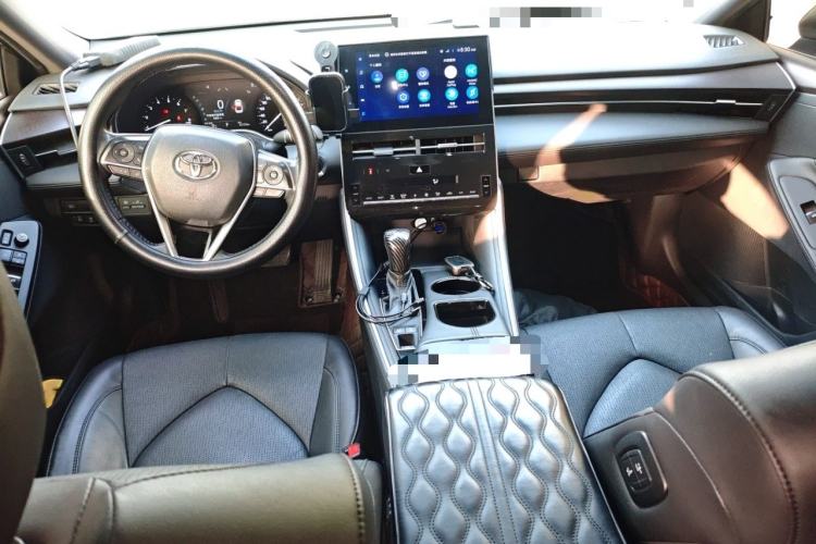 Used Toyota Avalon 2022 2.0L Luxury Edition Interior 2