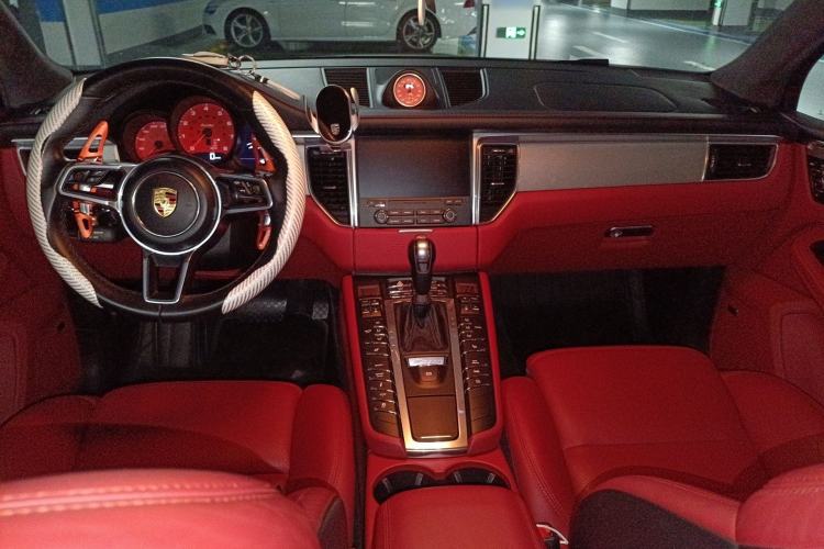 Used Porsche Macan 2017 Macan Turbo 3.6T Center Console