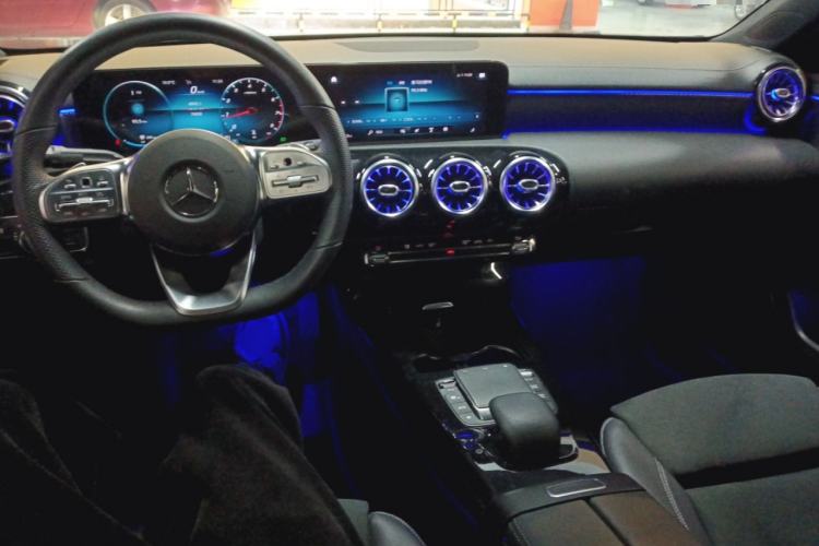 Used Mercedes-Benz A-Class 2021 A 200 L Sport Sedan Fashion Model Center Console